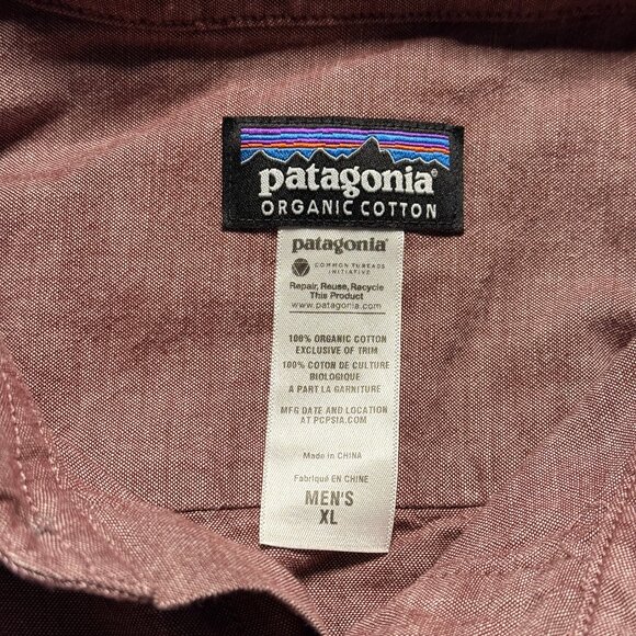 Patagonia Men's Long-Sleeved Lightweight Chambray Shirt - Red - Picture 4 of 6